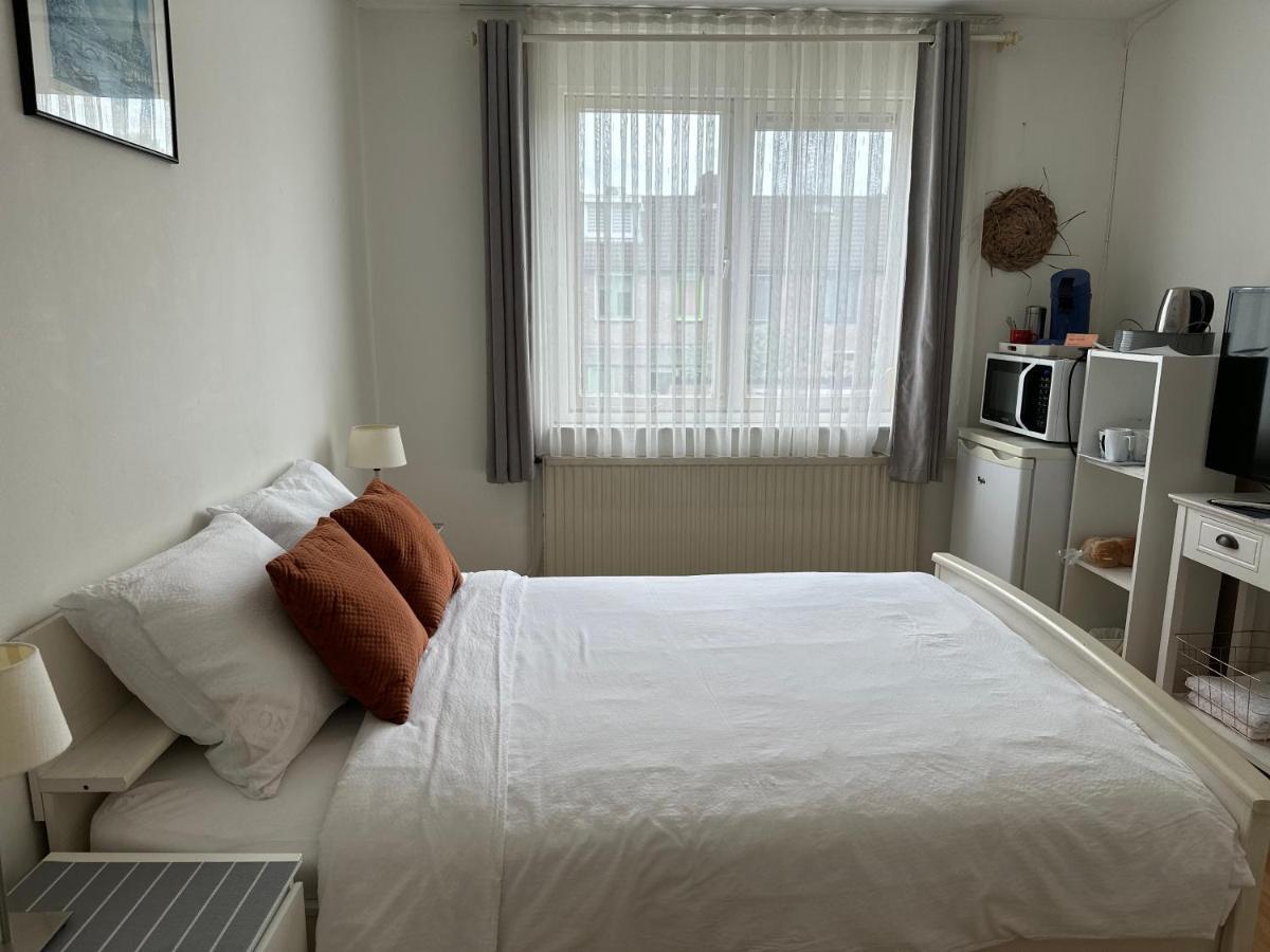 Room In Oss Extérieur photo
