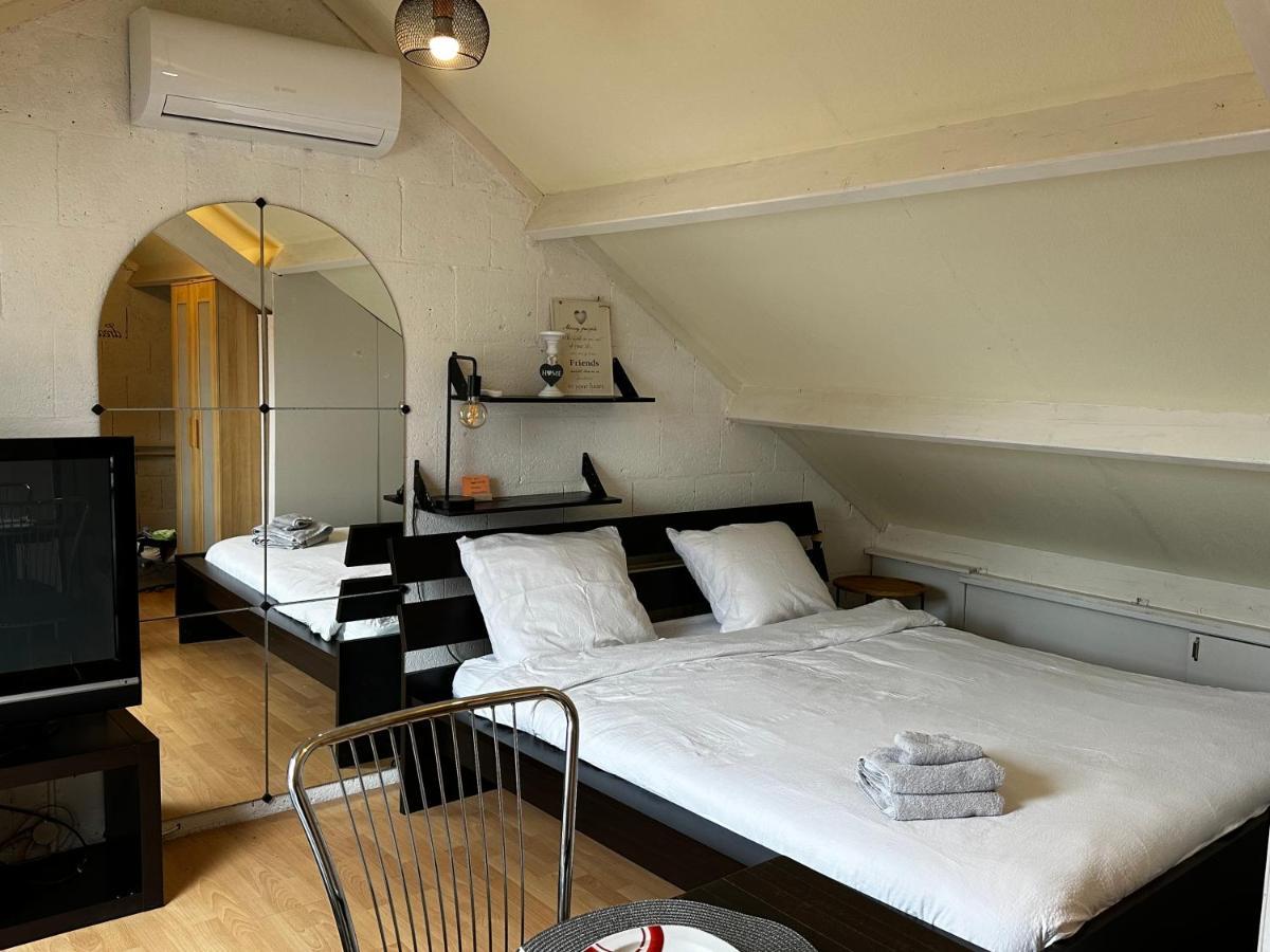 Room In Oss Extérieur photo