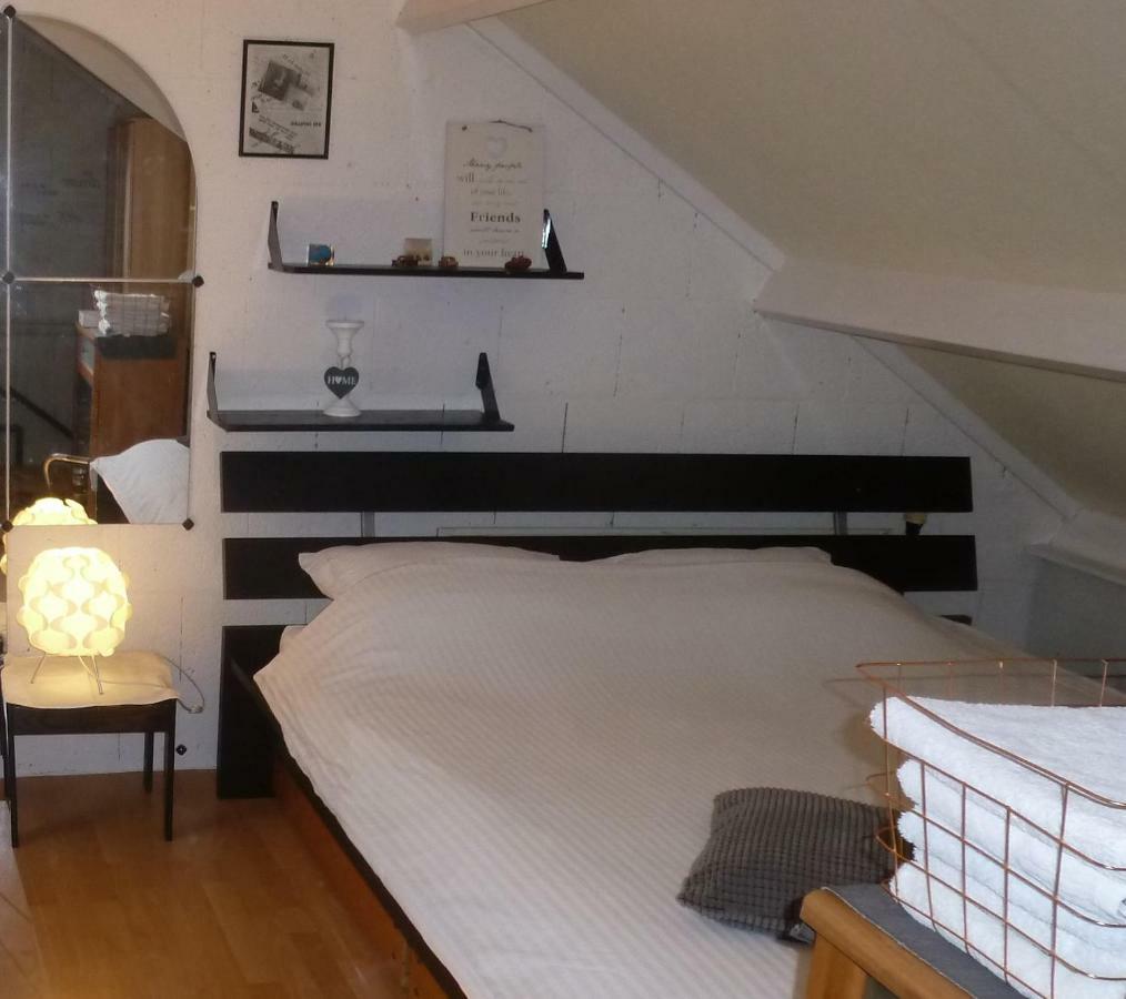Room In Oss Extérieur photo
